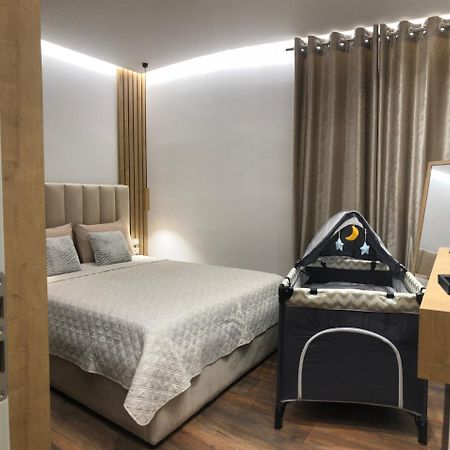 Alajs Apartament Wlora Zewnętrze zdjęcie